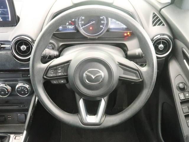 Mazda DEMIO 2018-08 17439-11