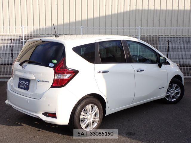 Nissan NOTE 2019-11 279817-2
