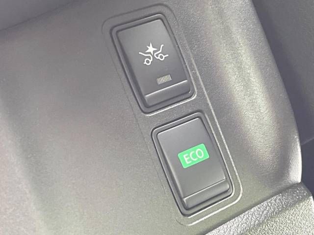 Nissan SERENA 2019-03 28177-2