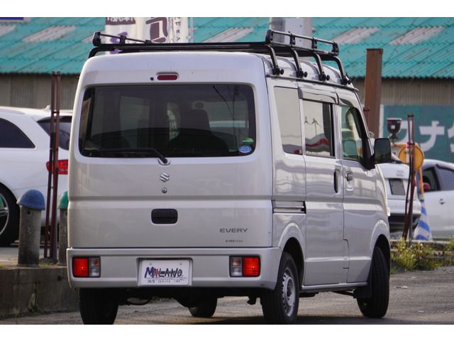 Suzuki EVERY 2017-02 189222-1