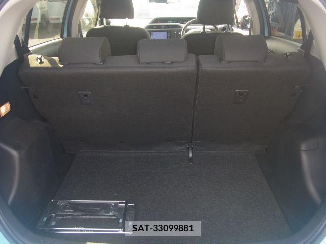 Toyota AQUA 2013-06 260283-10