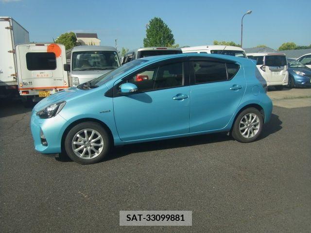 Toyota AQUA 2013-06 260283-5