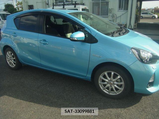 Toyota AQUA 2013-06 260283-6