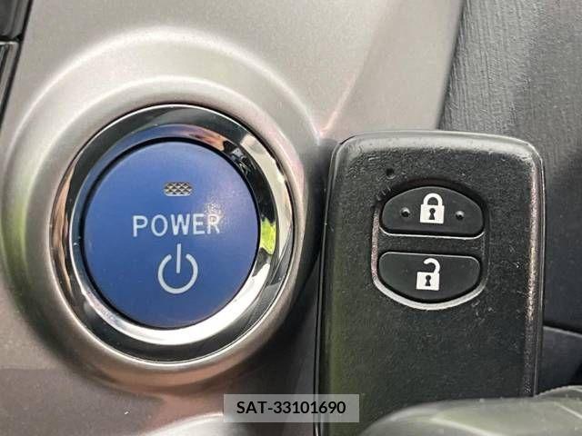 Toyota PRIUS ALPHA 2015-05 282444-5