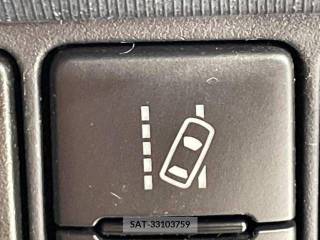 Toyota AQUA 2017-02 292352-3