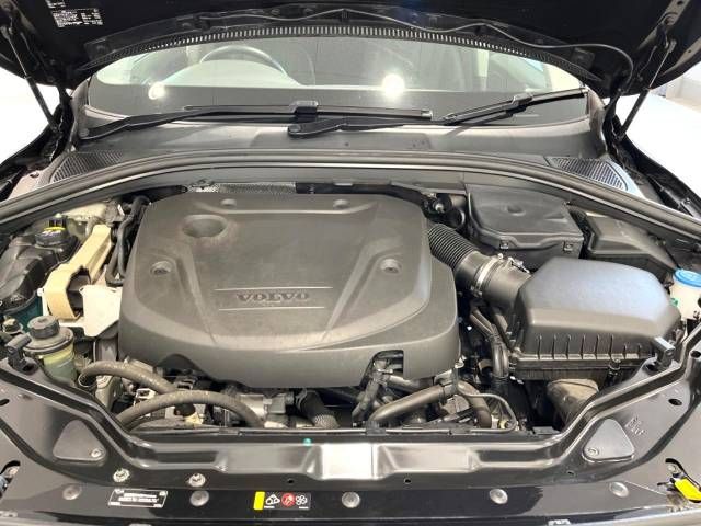 Volvo XC60 2017-06 191507-12