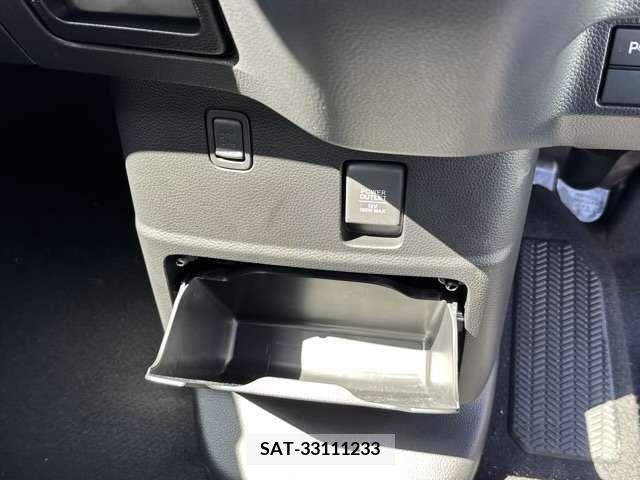 Honda N BOX CUSTOM 2023-06 307296-14