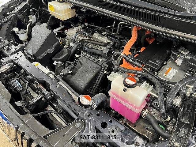 Toyota ESQUIRE 2015-08 331085-17