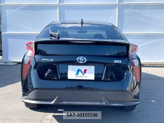 Toyota PRIUS 2016-07 393427-13