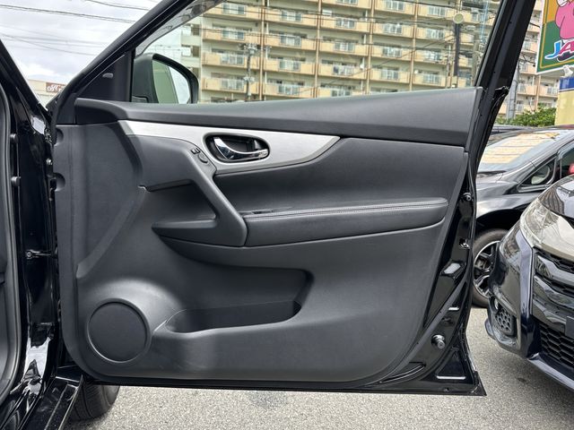 Nissan X-TRAIL 2017-02 22268-11