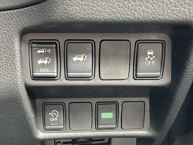Nissan X-TRAIL 2017-02 22268-22
