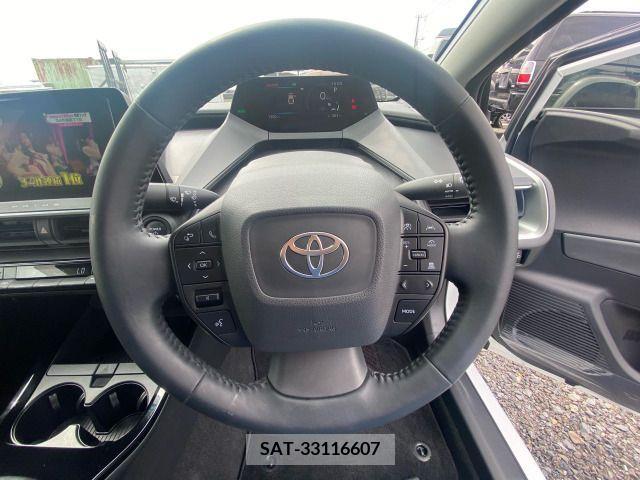 Toyota PRIUS 2023-03 281915-18