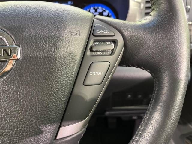 Nissan ELGRAND 2018-08 23824-6