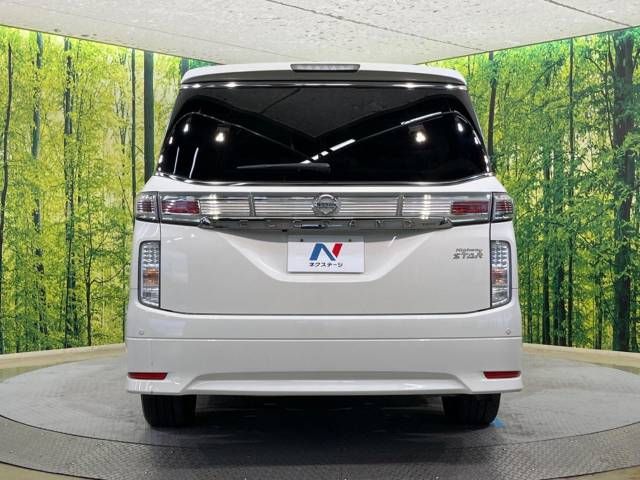 Nissan ELGRAND 2018-08 23824-16