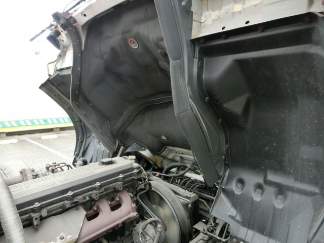 MITSUBISHI FUSO Fighter 2004-04 2330-23