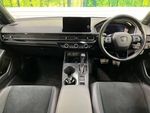 Honda CIVIC 2022-03 12096-1