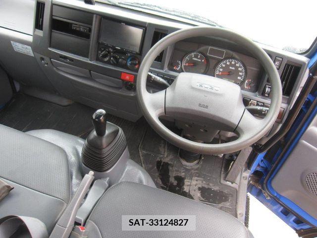 Isuzu ELF TRUCK 2016-04 297065-13