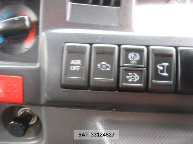 Isuzu ELF TRUCK 2016-04 297065-18