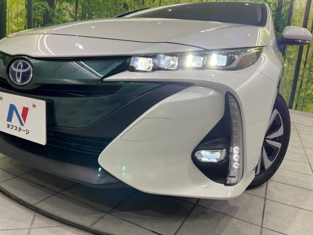 Toyota PRIUS PHV 2017-08 189350-12