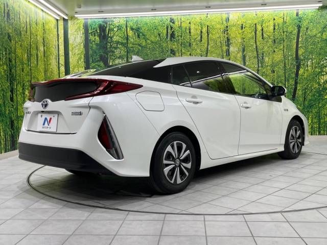 Toyota PRIUS PHV 2017-08 189350-17