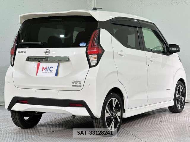 Nissan DAYZ 2019-04 323646-8