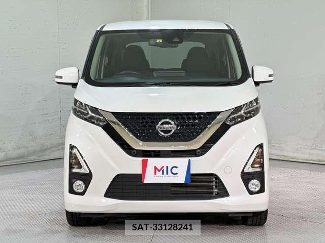 Nissan DAYZ 2019-04 323646-6