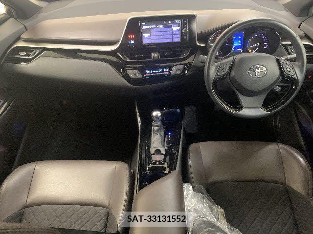 Toyota C-HR 2017-05 264130-7