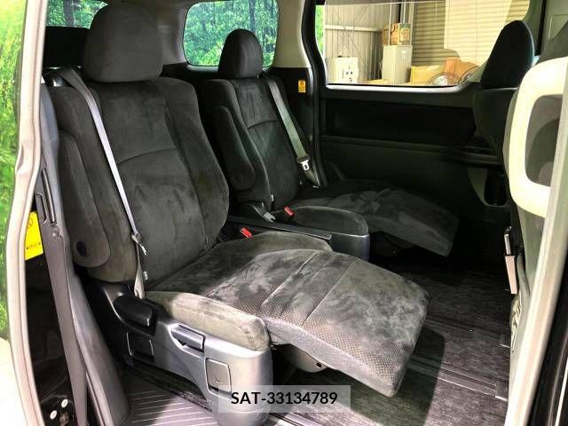 Toyota VELLFIRE 2010-05 383923-14