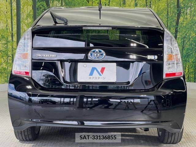 Toyota PRIUS 2011-08 347576-15