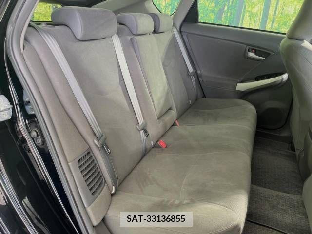 Toyota PRIUS 2011-08 347576-9