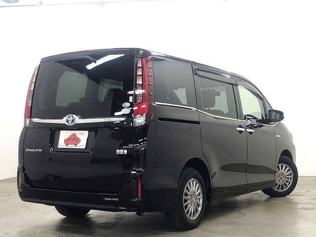 Toyota ESQUIRE 2015-05 183100-2