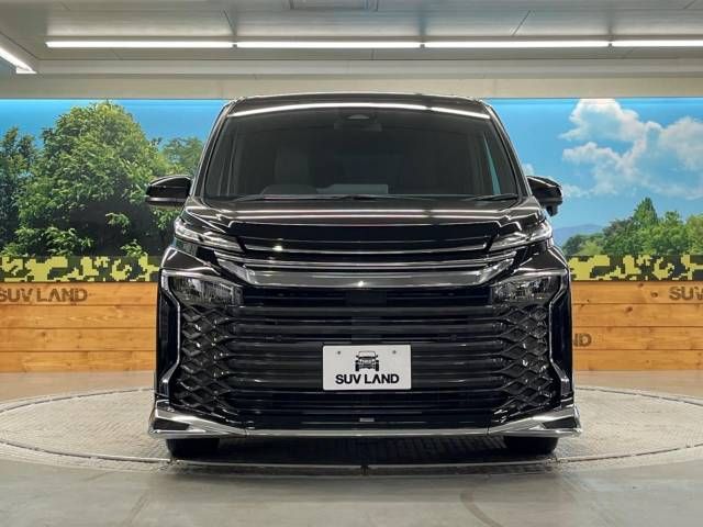 Toyota VOXY 2023-01 21332-14