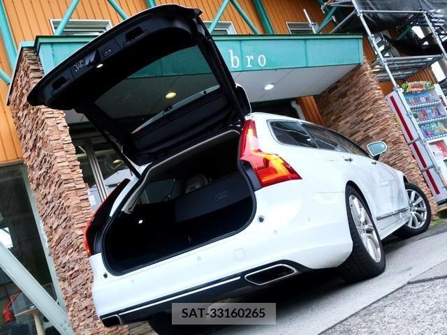 Volvo V90 2019-03 288692-2