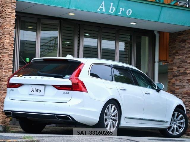 Volvo V90 2019-03 288692-1