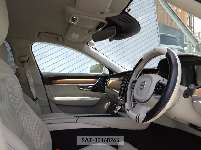 Volvo V90 2019-03 288692-13