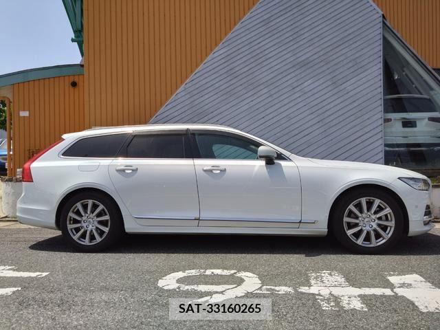 Volvo V90 2019-03 288692-12