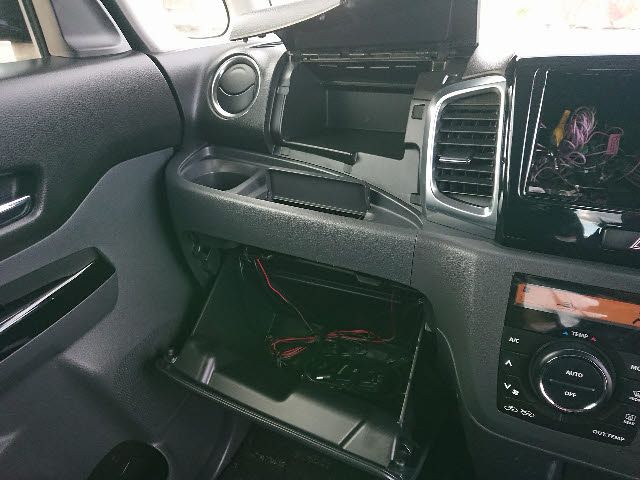 Suzuki SPACIA 2013-07 29071-25