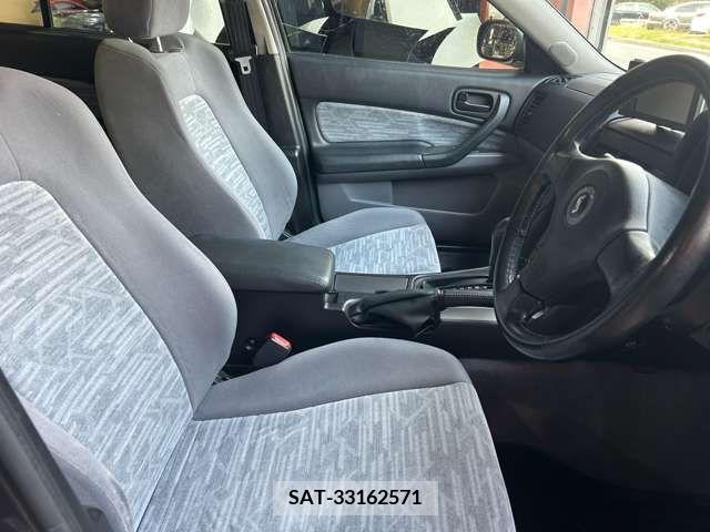 Nissan SKYLINE 2001-01 244837-13