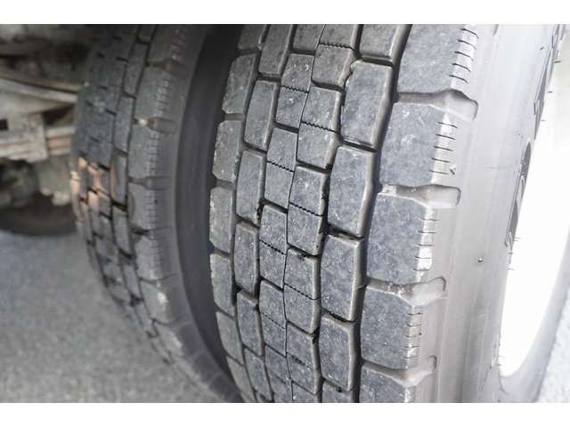 Isuzu FORWARD 2017-08 195610-8