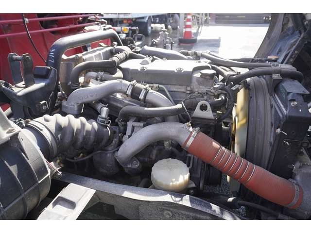 Isuzu FORWARD 2017-08 195610-13