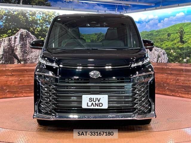 Toyota VOXY 2023-10 289993-14