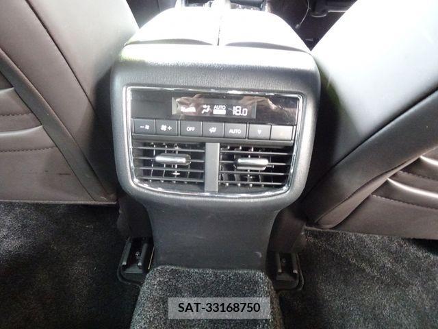 Mazda CX-8 2018-03 331782-25