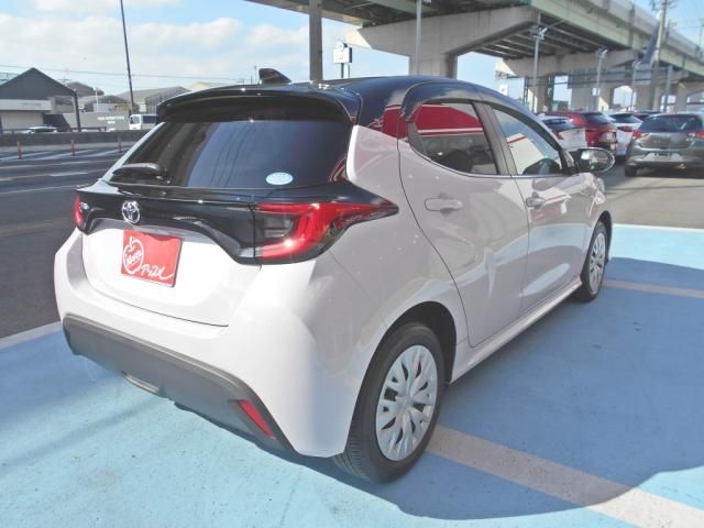 Toyota YARIS 2020-03 194299-8
