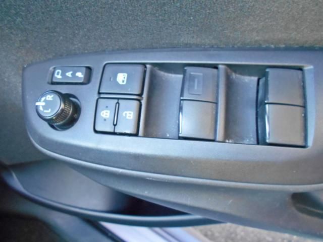Toyota YARIS 2020-03 194299-20