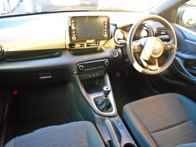 Toyota YARIS 2020-03 194299-10