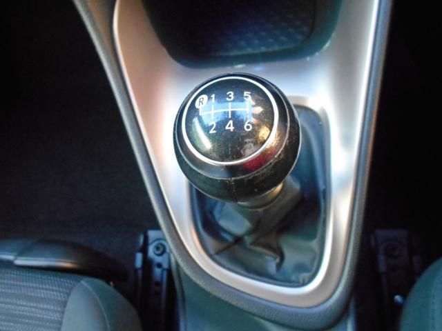 Toyota YARIS 2020-03 194299-13