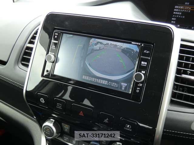 Nissan SERENA 2018-01 284229-11