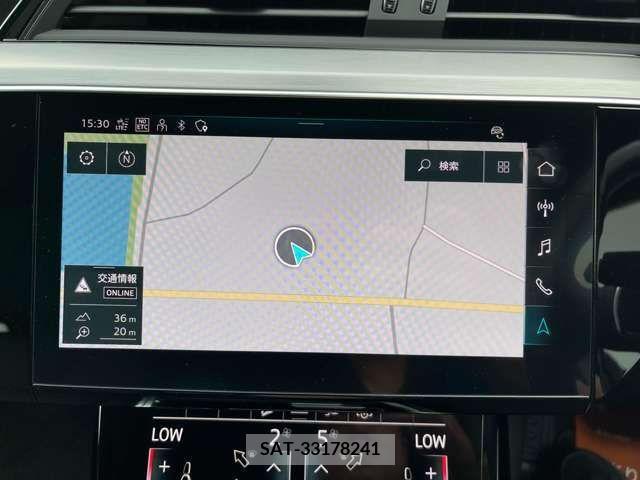 Audi E-TRON 2022-10 376867-13