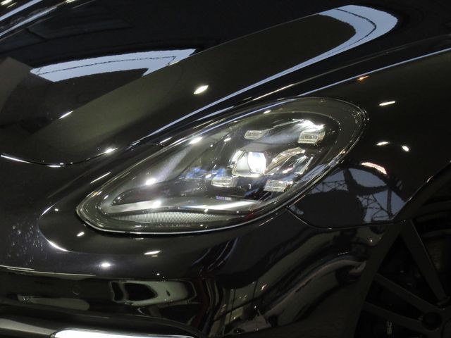 Porsche PANAMERA 2022-06 183143-26