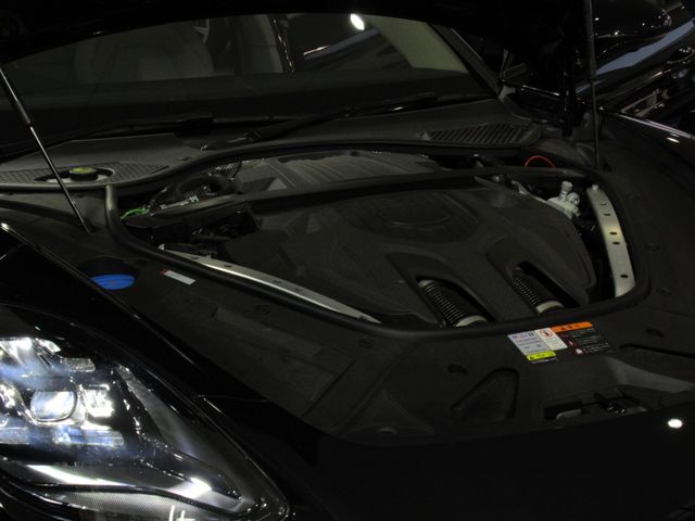 Porsche PANAMERA 2022-06 183143-28